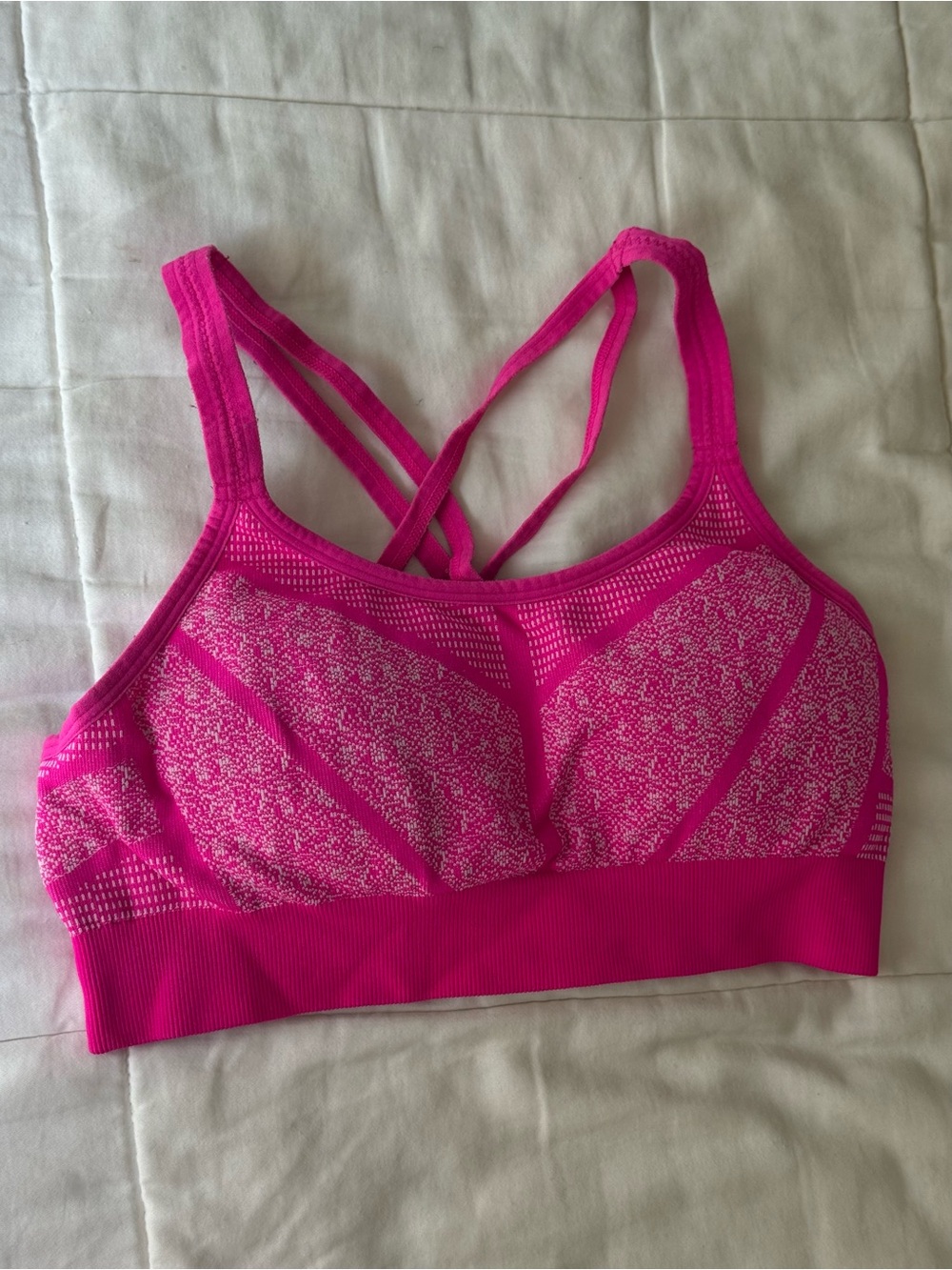 Seamless Pink Sports Bra with Cross-Back Straps